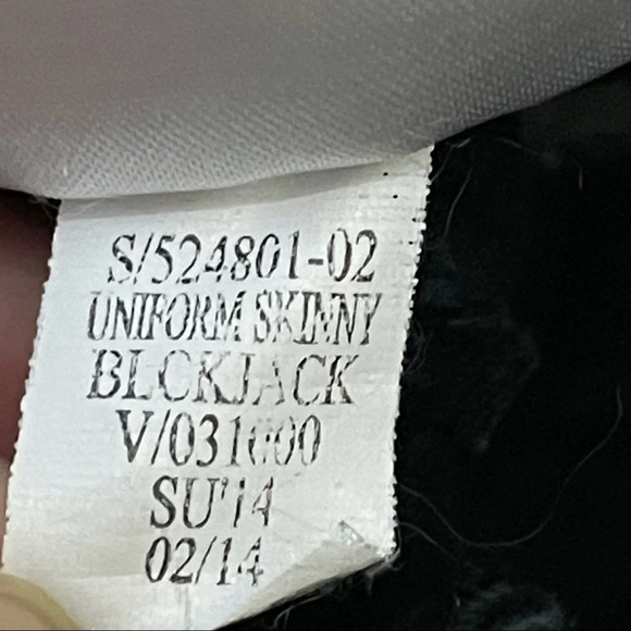 Old Navy the Diva Uniform Skinny Blackjack Pants - Picture 5 of 7